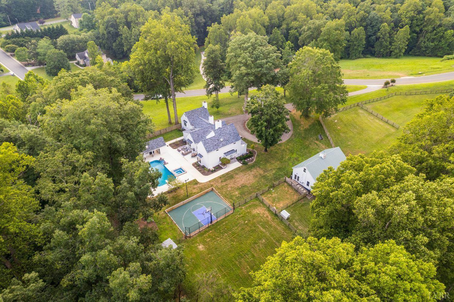 106 Two Creek Drive, Lynchburg, VA 24502