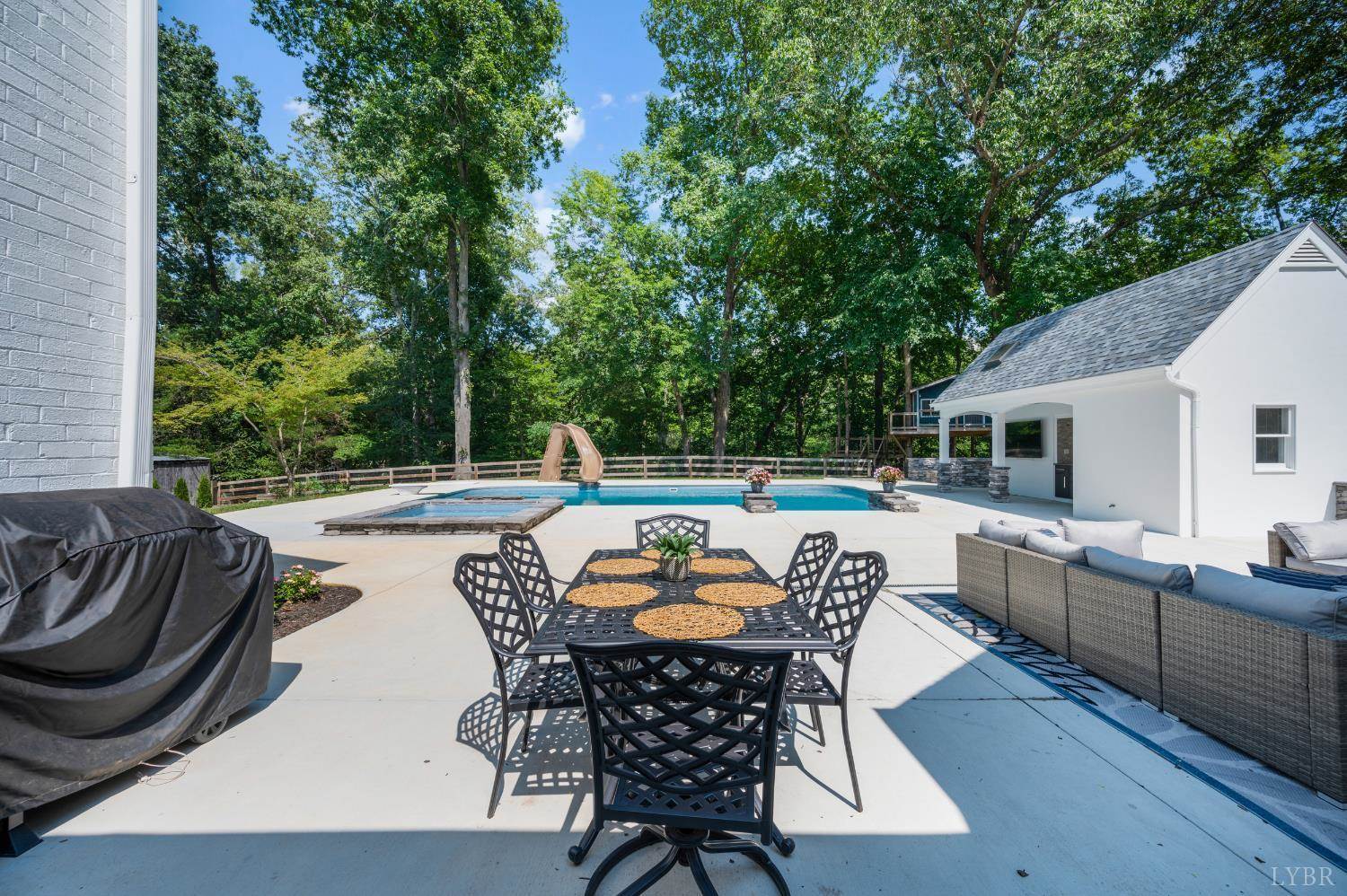 106 Two Creek Drive, Lynchburg, VA 24502