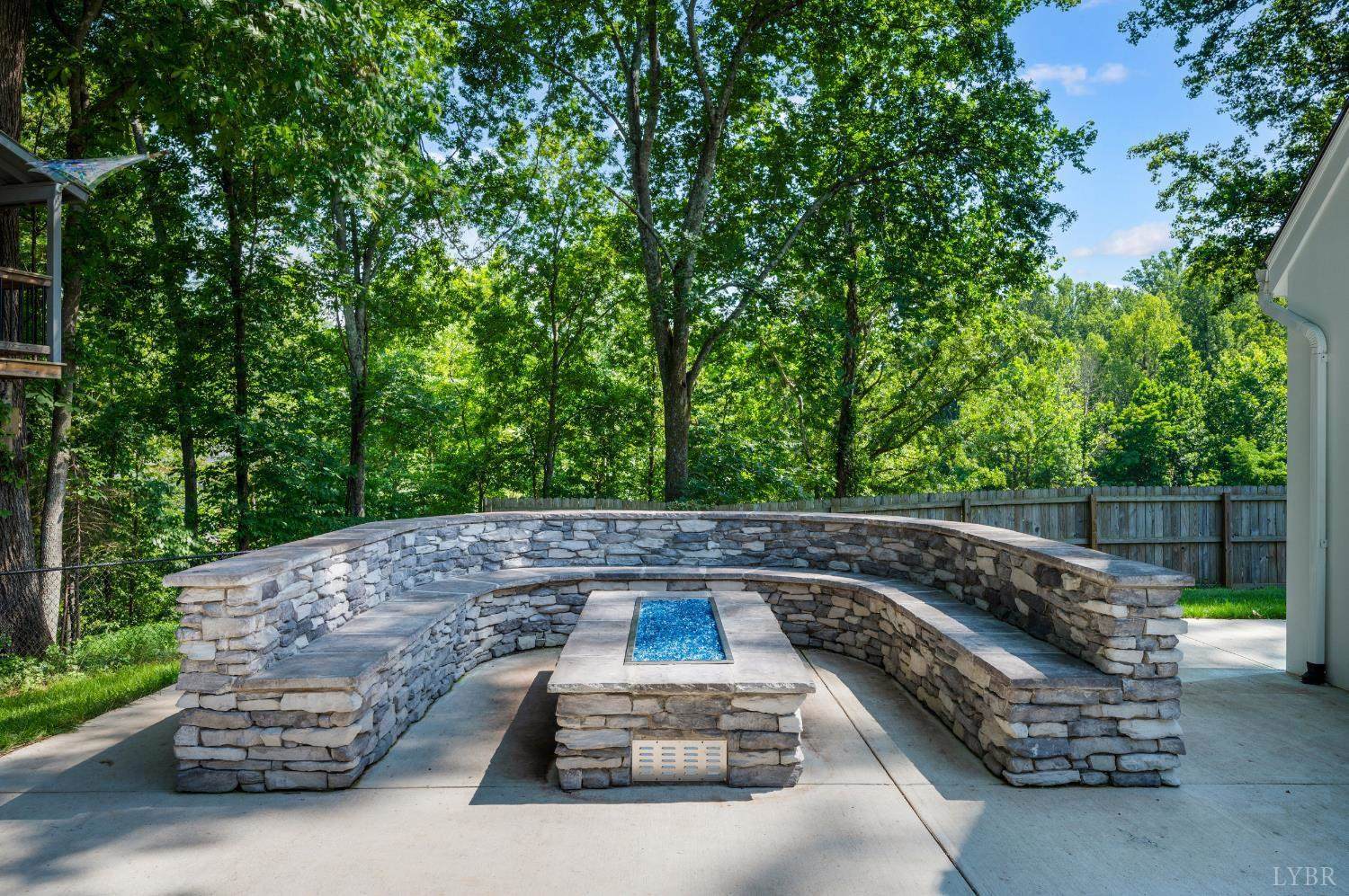 106 Two Creek Drive, Lynchburg, VA 24502