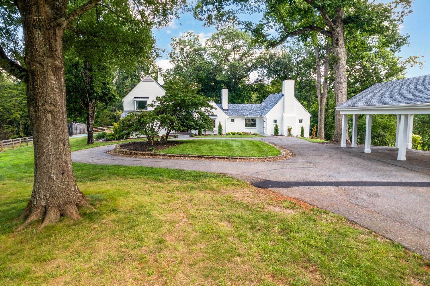 106 Two Creek Drive, Lynchburg, VA 24502