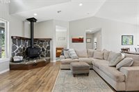 23445 South Schieffer Rd, Colton, OR 97017