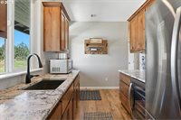 23445 South Schieffer Rd, Colton, OR 97017