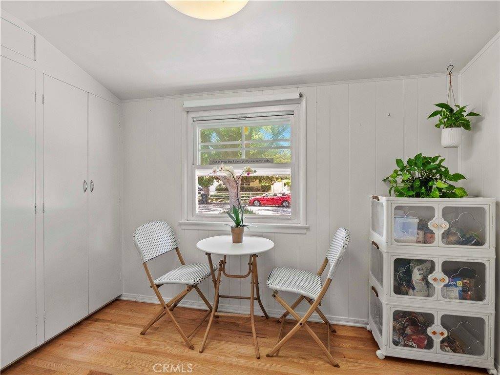 1511 North Maple Street, Burbank, CA 91505