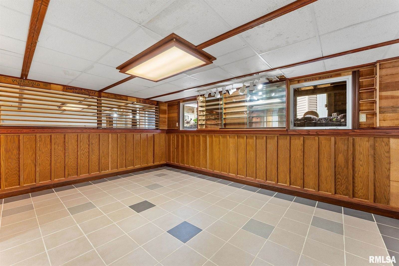 13118 65TH Avenue, Blue Grass, IA 52726