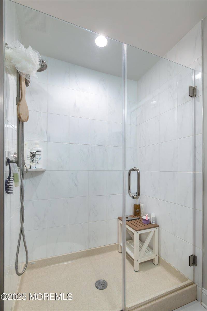 26 9th Avenue, Ortley Beach, NJ 08751