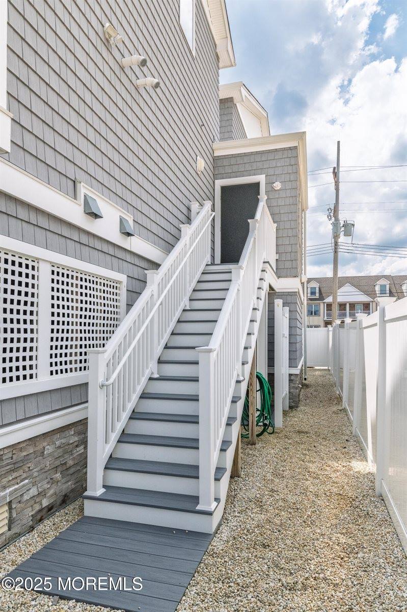 26 9th Avenue, Ortley Beach, NJ 08751