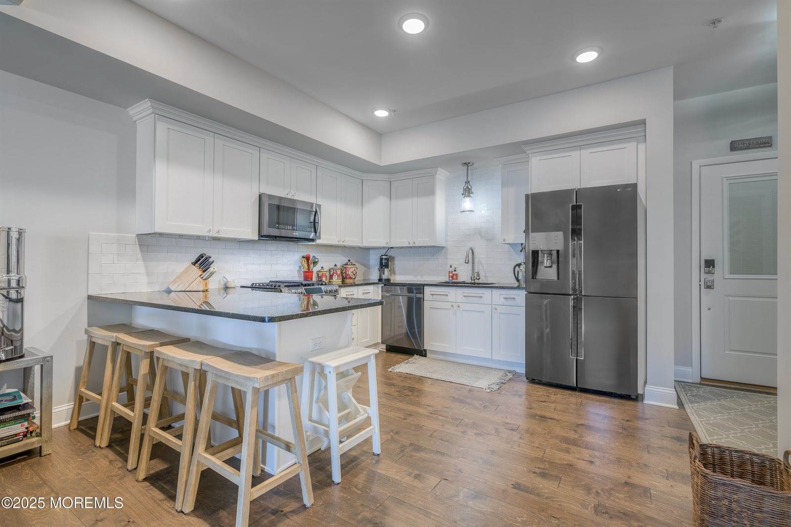 26 9th Avenue, Ortley Beach, NJ 08751