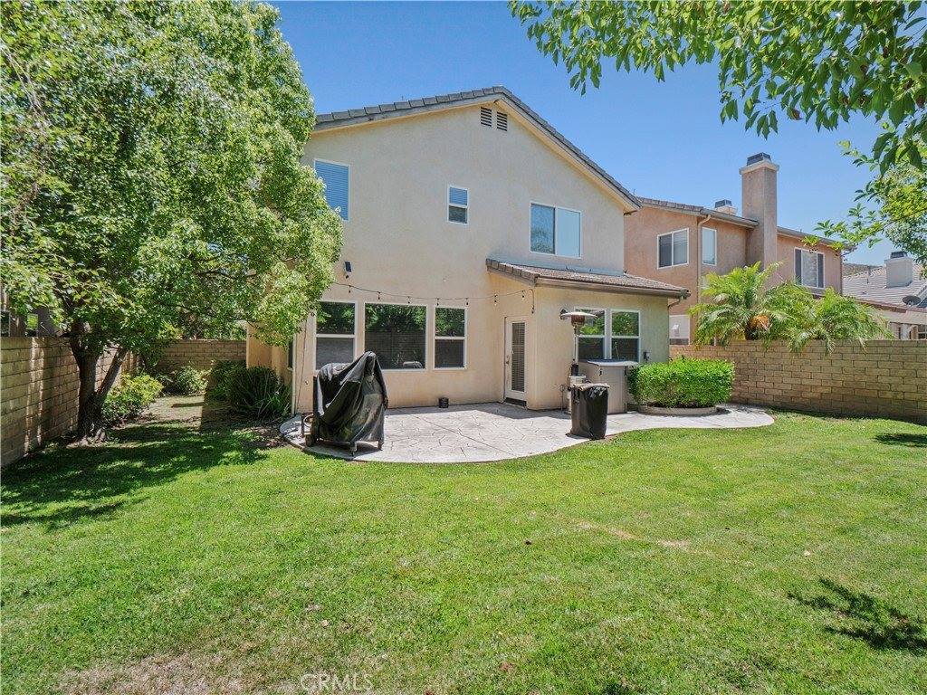 28323 Roman Court, Saugus, CA 91350