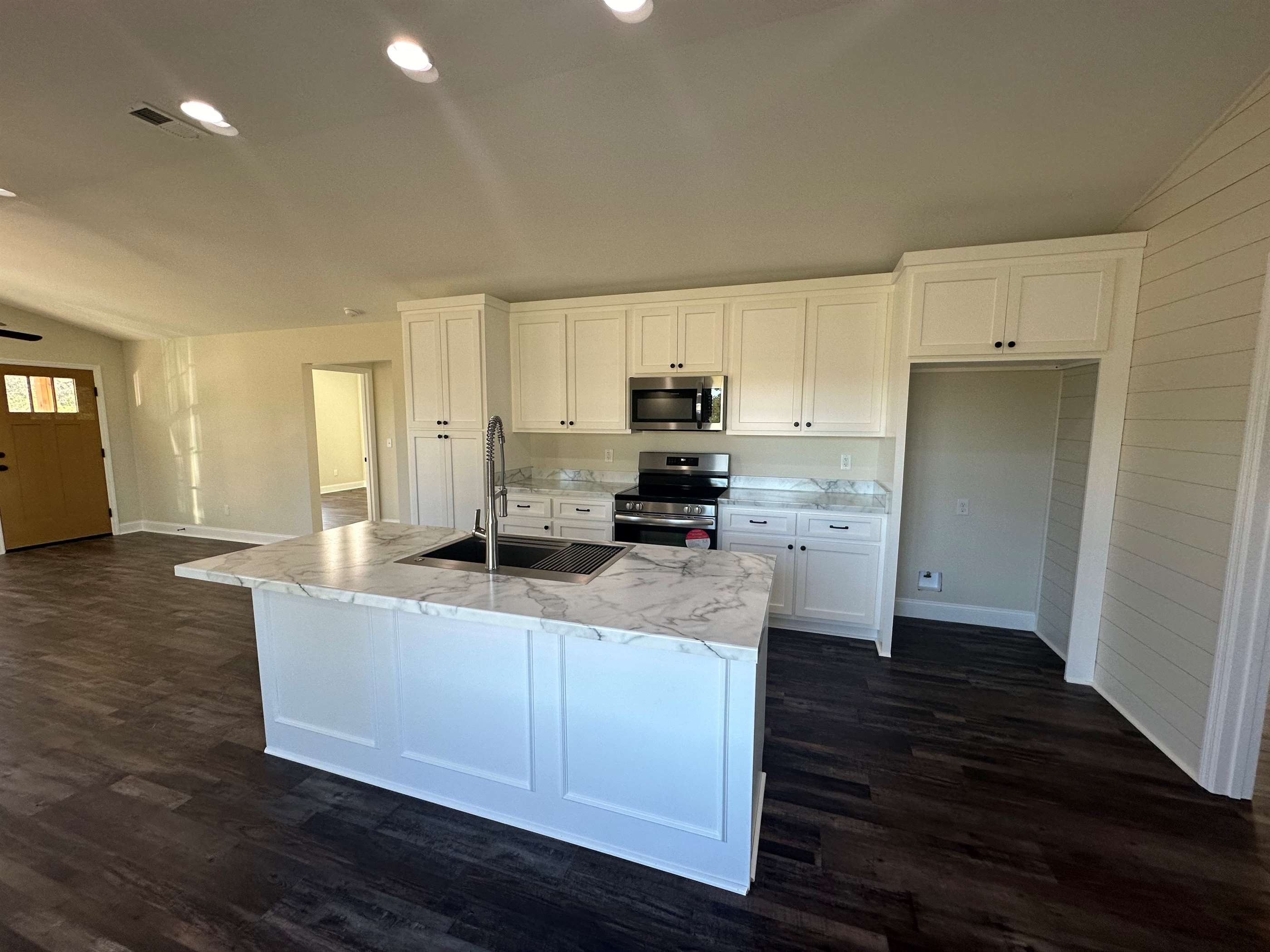 250 Pan Creek Rd, Baileyton, AL 35019