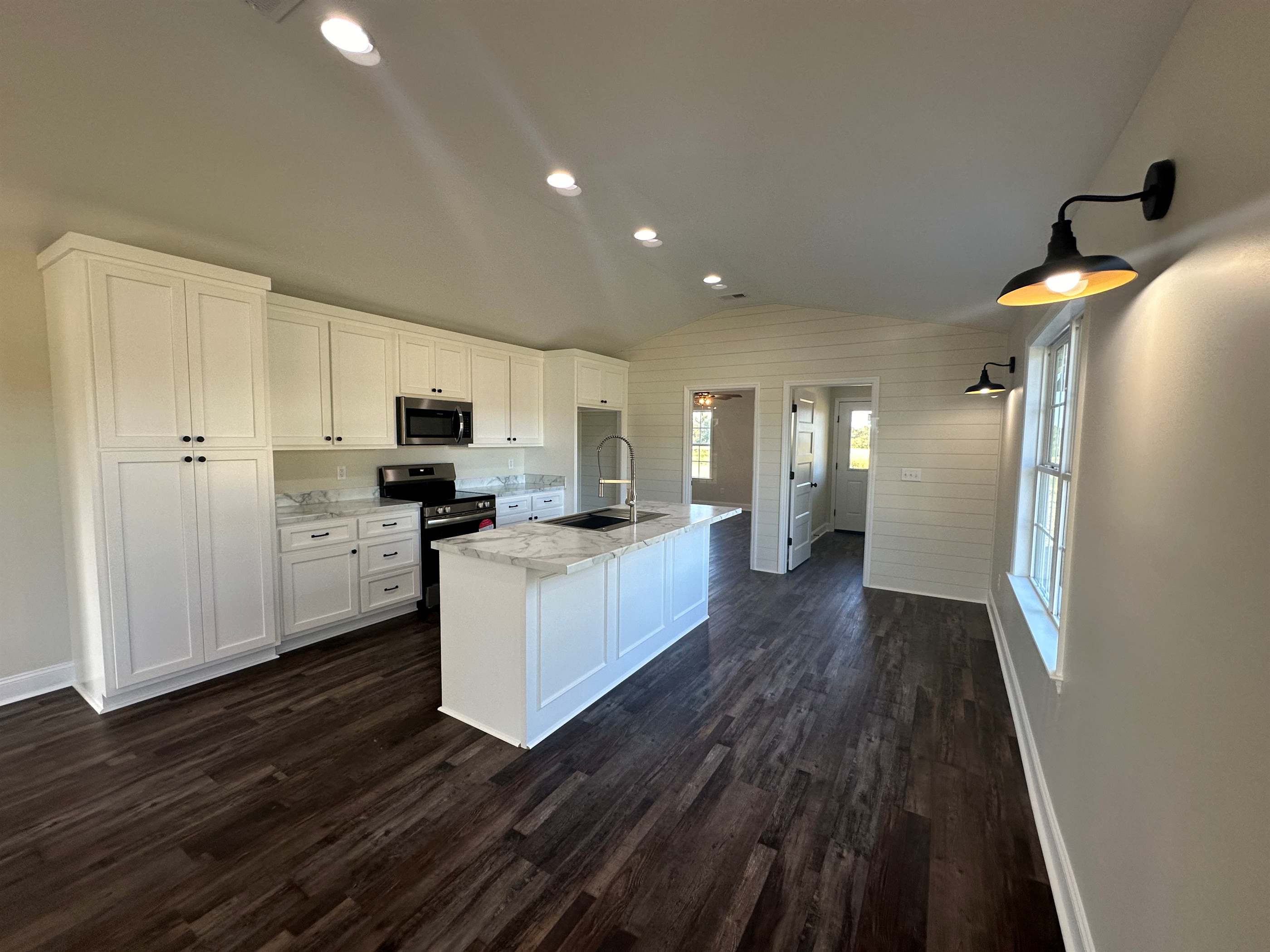 250 Pan Creek Rd, Baileyton, AL 35019