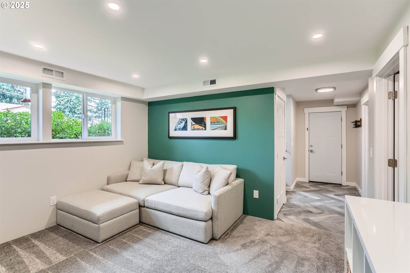 9900 SW Inez St, Tigard, OR 97224