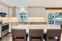 9900 SW Inez St, Tigard, OR 97224