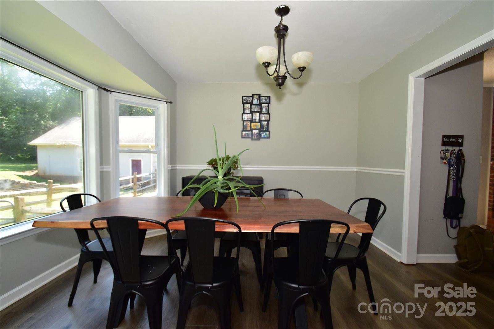 305 Rutledge Road, Mount Holly, NC 28120