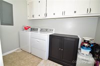 305 Rutledge Road, Mount Holly, NC 28120