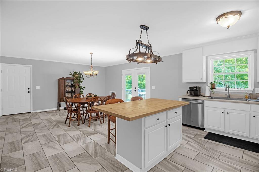 3269 Grubbs Road, Walkertown, NC 27051