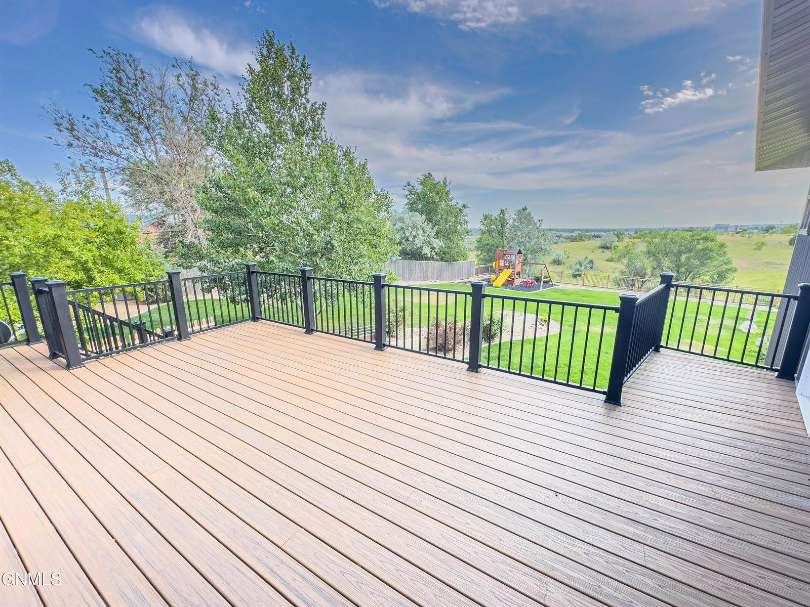 6431 2nd Avenue East, Williston, ND 58801