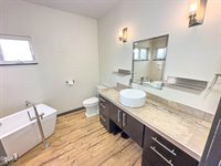 6431 2nd Avenue East, Williston, ND 58801