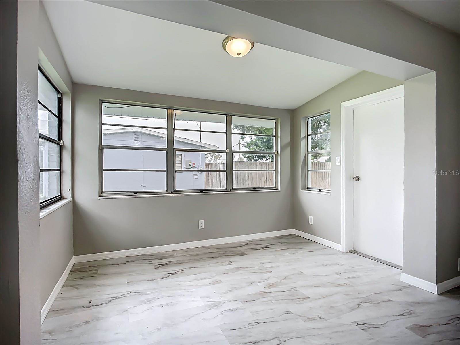 6228 Florida Circle West, Apollo Beach, FL 33572