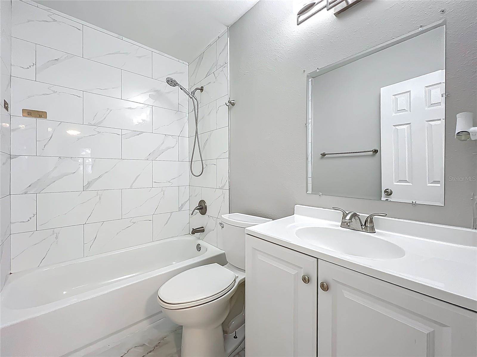 6228 Florida Circle West, Apollo Beach, FL 33572