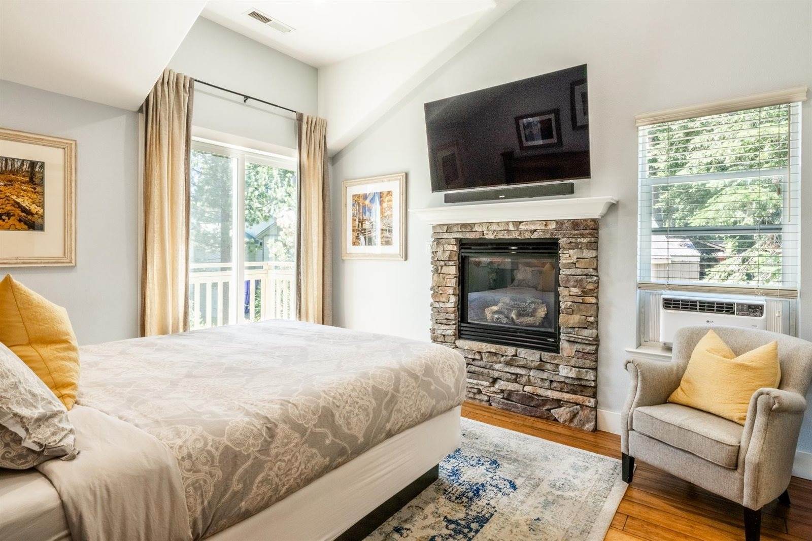 1787 Old Mammoth Road #5, Mammoth Lakes, CA 93546