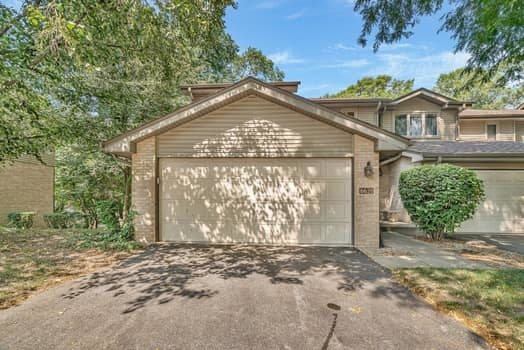 16620 Grants Trail, Orland Park, IL 60467