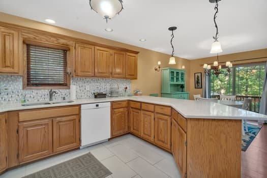 16620 Grants Trail, Orland Park, IL 60467