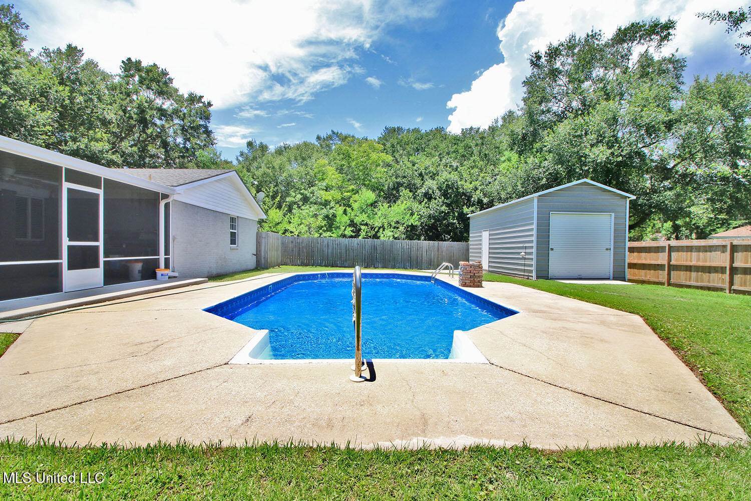 3249 Nottingham Road, Ocean Springs, MS 39564