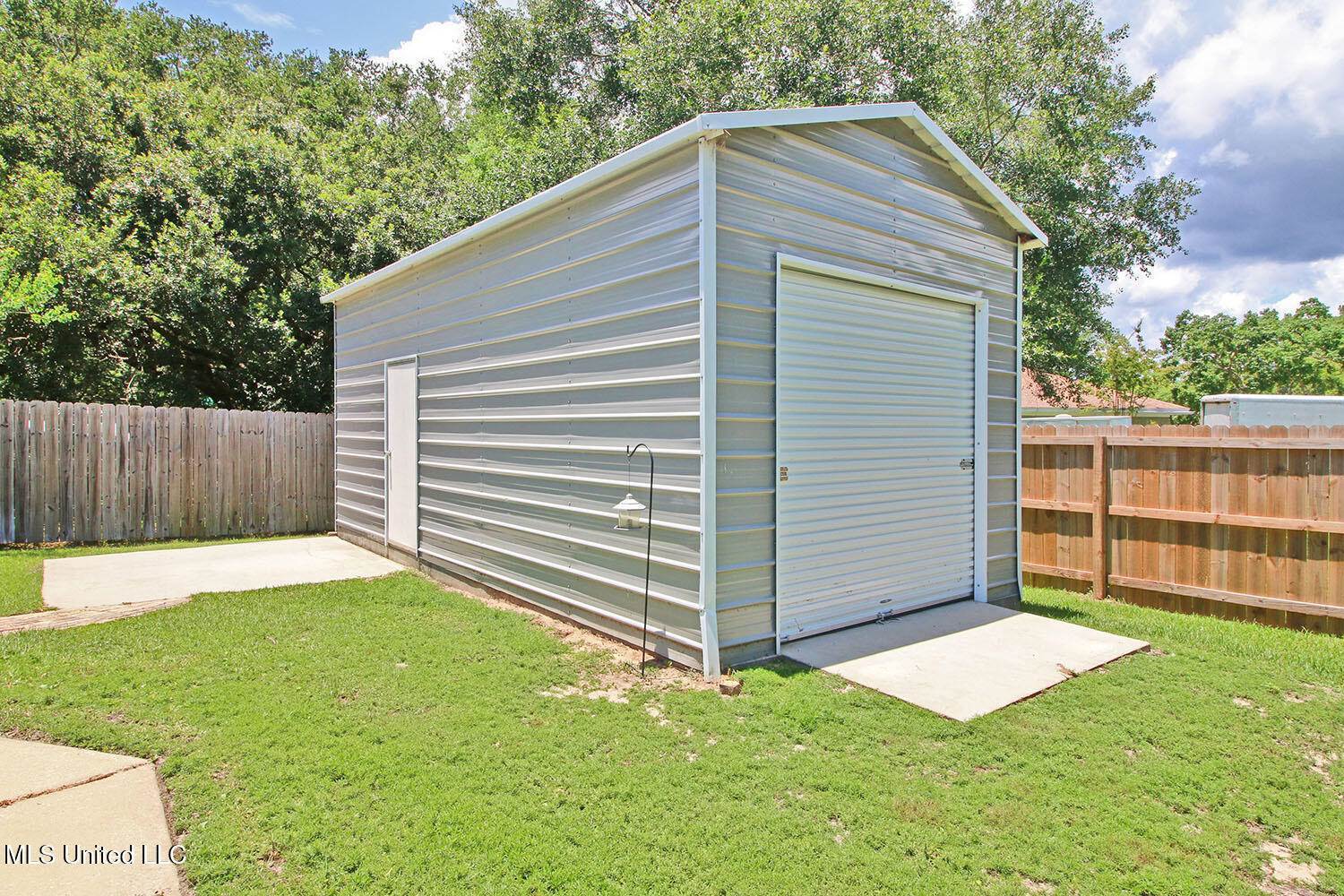 3249 Nottingham Road, Ocean Springs, MS 39564