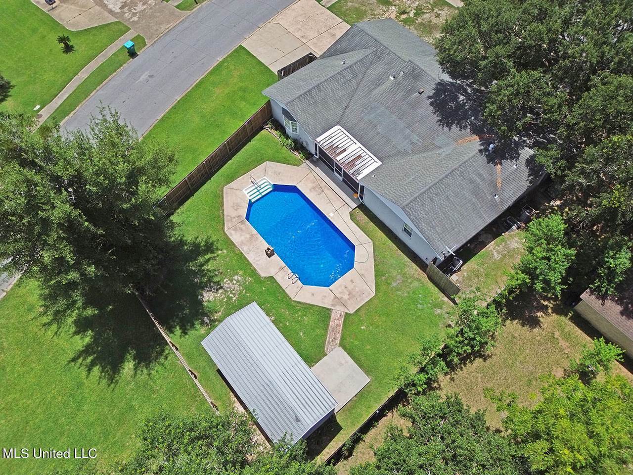 3249 Nottingham Road, Ocean Springs, MS 39564