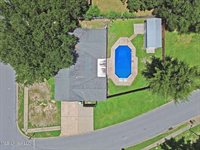 3249 Nottingham Road, Ocean Springs, MS 39564