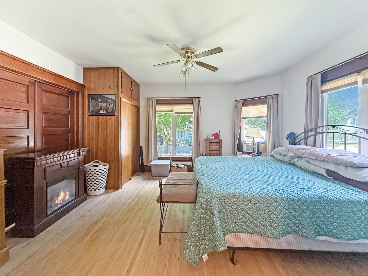 401 South Chestnut Street, Shannon, IL 61078