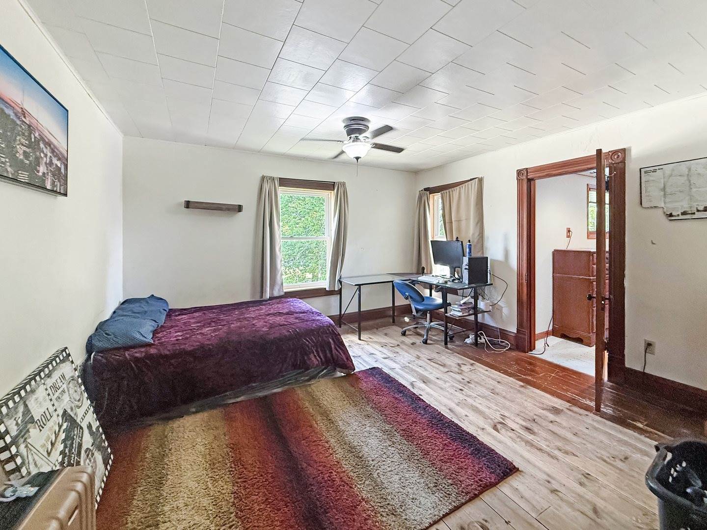 401 South Chestnut Street, Shannon, IL 61078