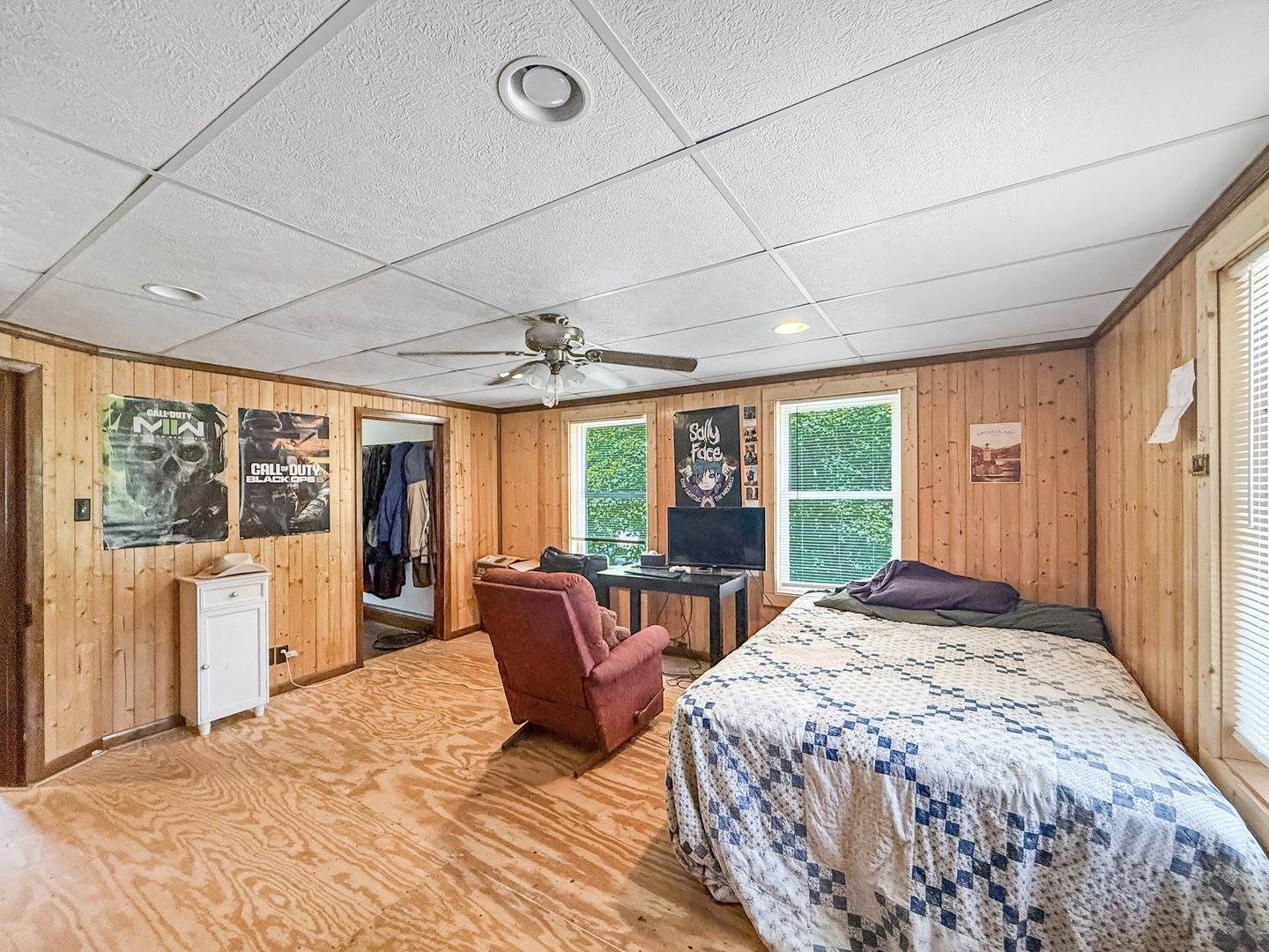 401 South Chestnut Street, Shannon, IL 61078