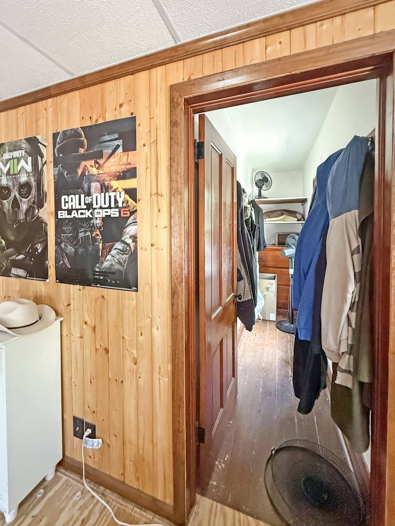 401 South Chestnut Street, Shannon, IL 61078