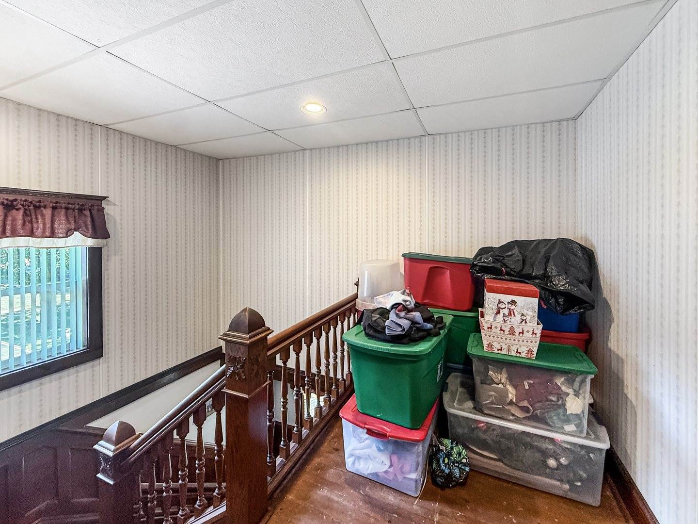 401 South Chestnut Street, Shannon, IL 61078