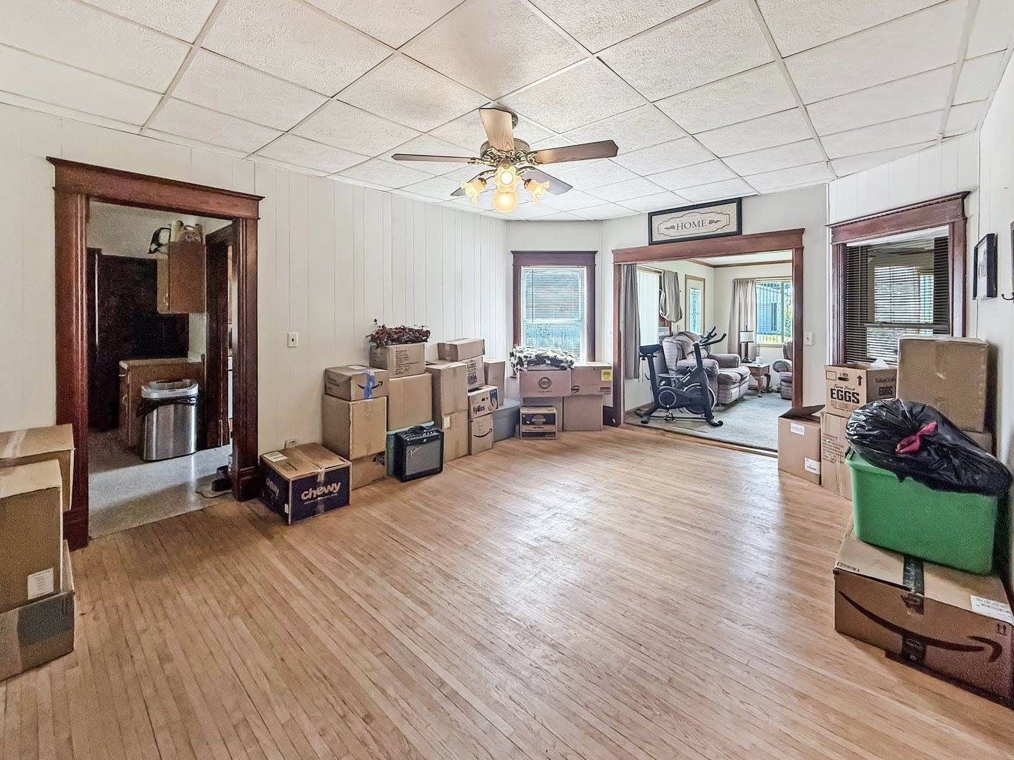 401 South Chestnut Street, Shannon, IL 61078