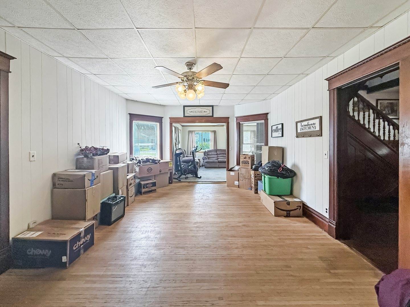 401 South Chestnut Street, Shannon, IL 61078