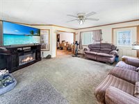 401 South Chestnut Street, Shannon, IL 61078