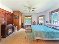 401 South Chestnut Street, Shannon, IL 61078