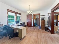 401 South Chestnut Street, Shannon, IL 61078