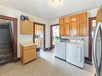 401 South Chestnut Street, Shannon, IL 61078