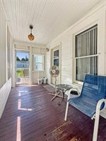 401 South Chestnut Street, Shannon, IL 61078