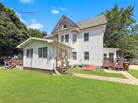401 South Chestnut Street, Shannon, IL 61078