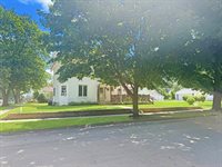 401 South Chestnut Street, Shannon, IL 61078