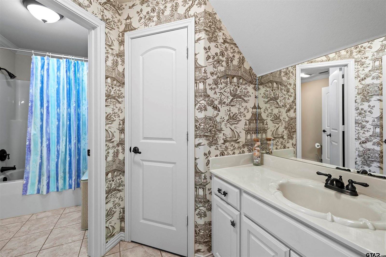 614 Court Crest, Tyler, TX 75703