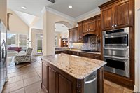 614 Court Crest, Tyler, TX 75703