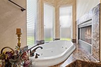 614 Court Crest, Tyler, TX 75703