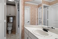 614 Court Crest, Tyler, TX 75703