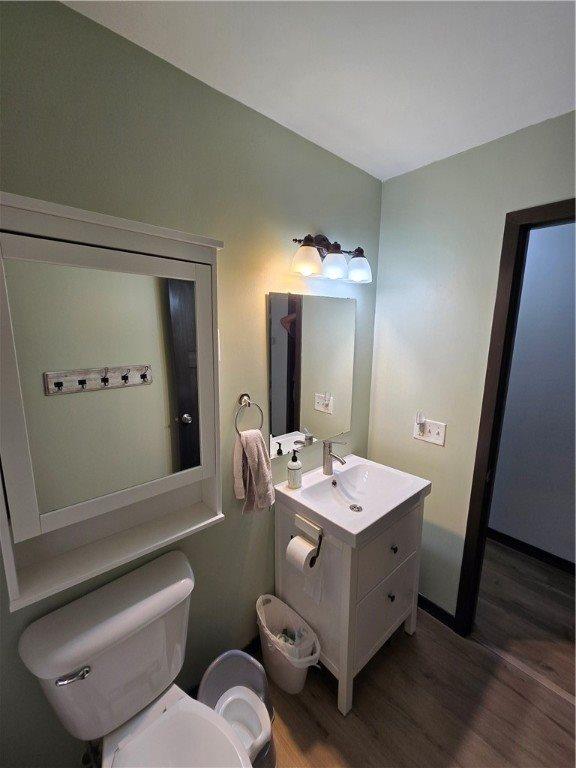 2719 Ellis Street, Eau Claire, WI 54701