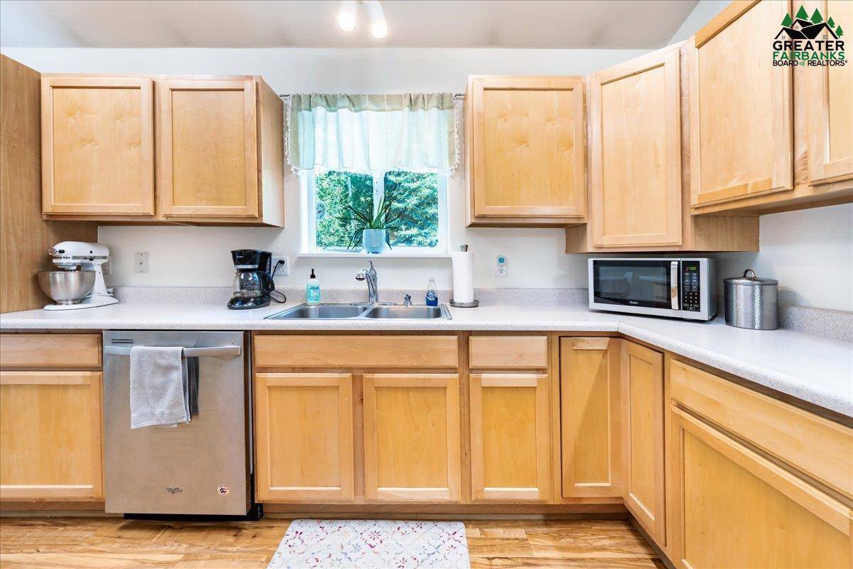 2354 Riddle Court, North Pole, AK 99705